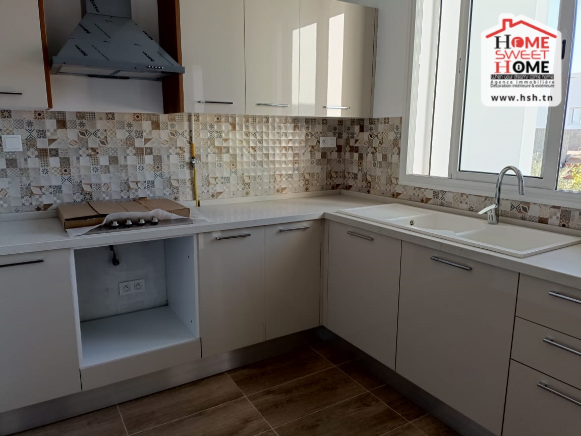 Carthage&nbsp;Cartage Byrsa&nbsp;Vente&nbsp;Appart. 5 pi�ces+&nbsp;Immeuble zaria � carthage byrsa