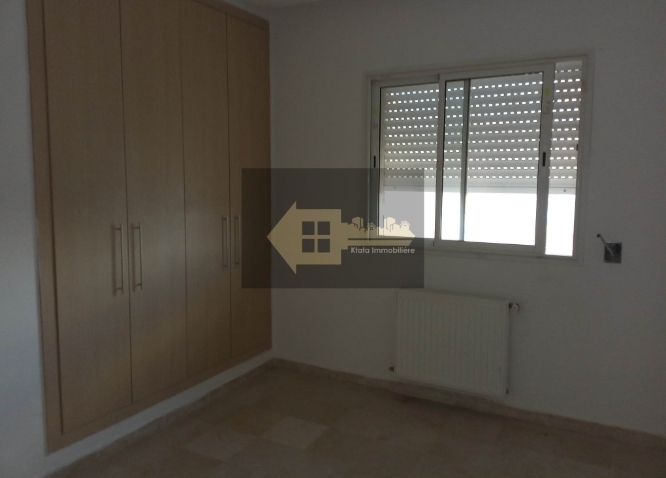 Mnihla Jardins d'el Menzah Vente Appart. 3 pices Jardin menzah2 vnt s2