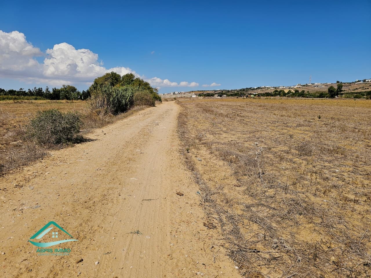 Hammam El Ghezaz&nbsp;Tamazrat&nbsp;Vente&nbsp;Surfaces&nbsp;Vt1004 terrain 1700 m2 � tamezrat kelibia