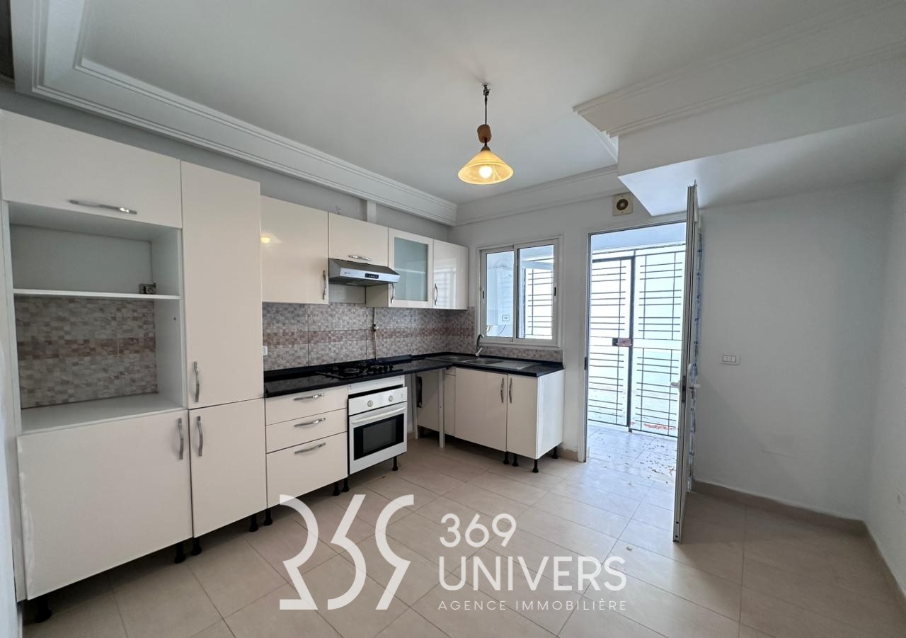 La Marsa Cite El Khalil Vente Appart. 2 pices Appartement avec terrasse  la marsa ref sh029