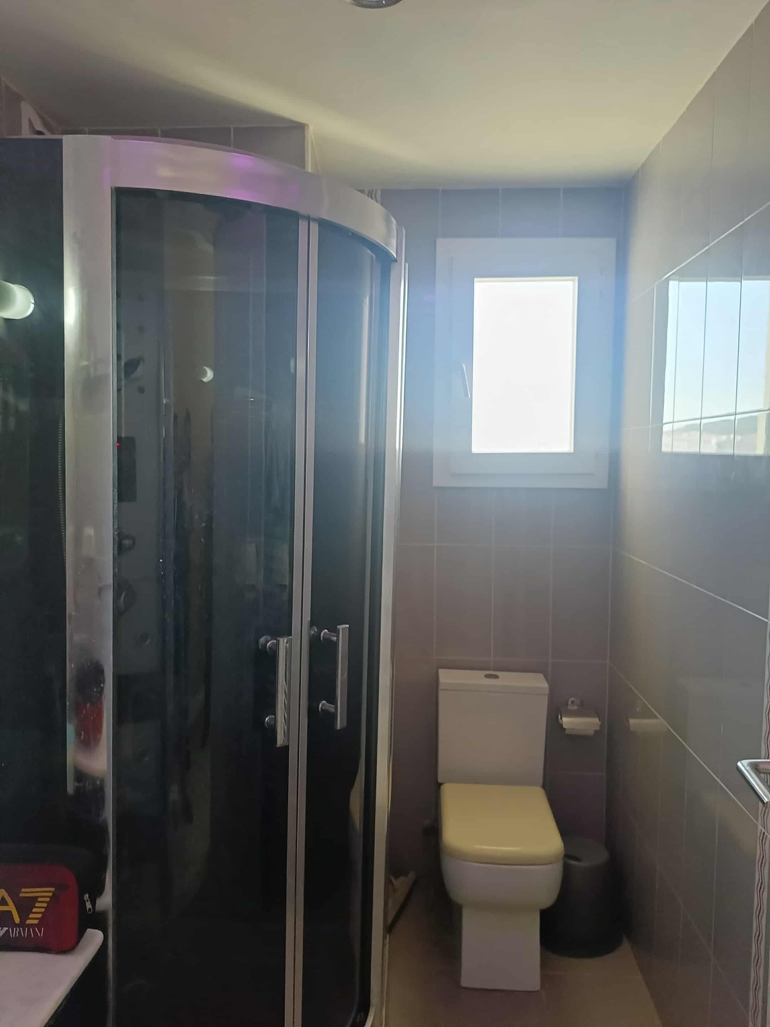 Ariana Ville El Menzah 8 Vente Appart. 2 pices S1 de vue dgag au 8 m etage a ariana