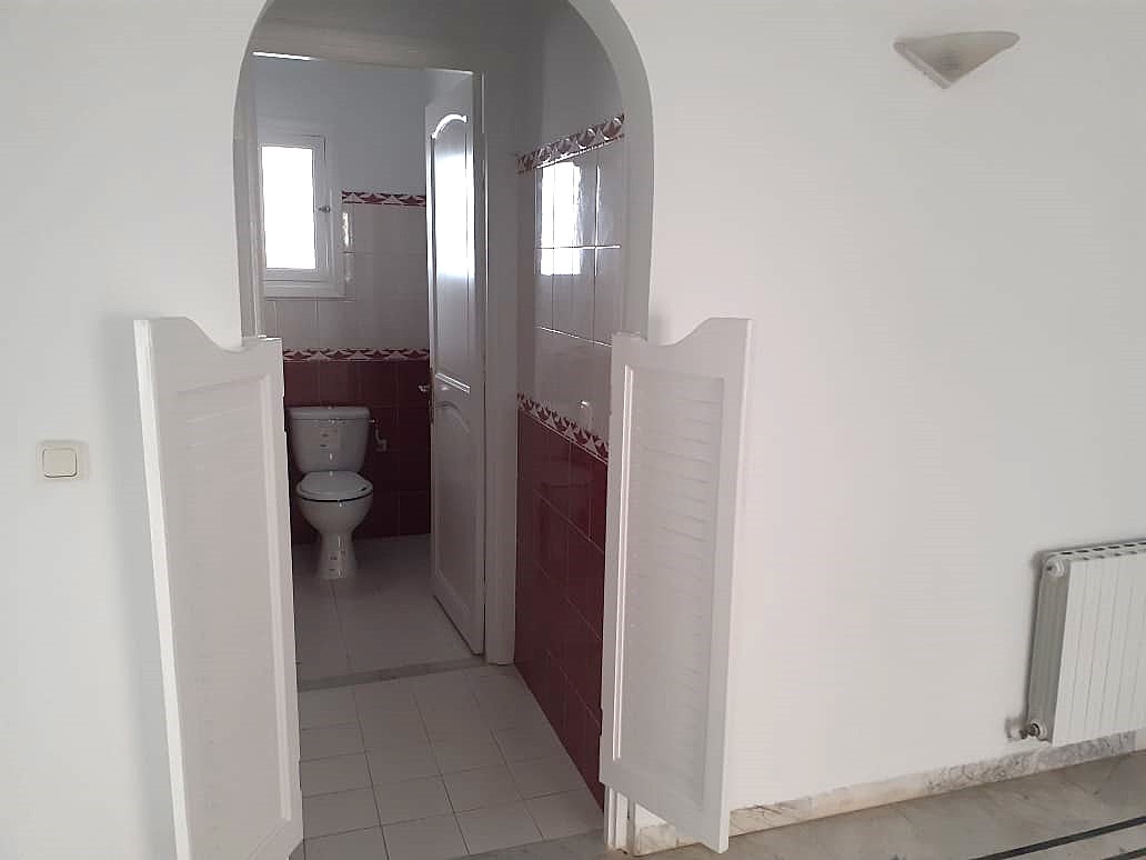 Ariana Ville&nbsp;Cite Ennasr 2&nbsp;Vente&nbsp;Appart. 4 pi�ces&nbsp;Appartement s3 ennasr 2 pres clinique amilcar
