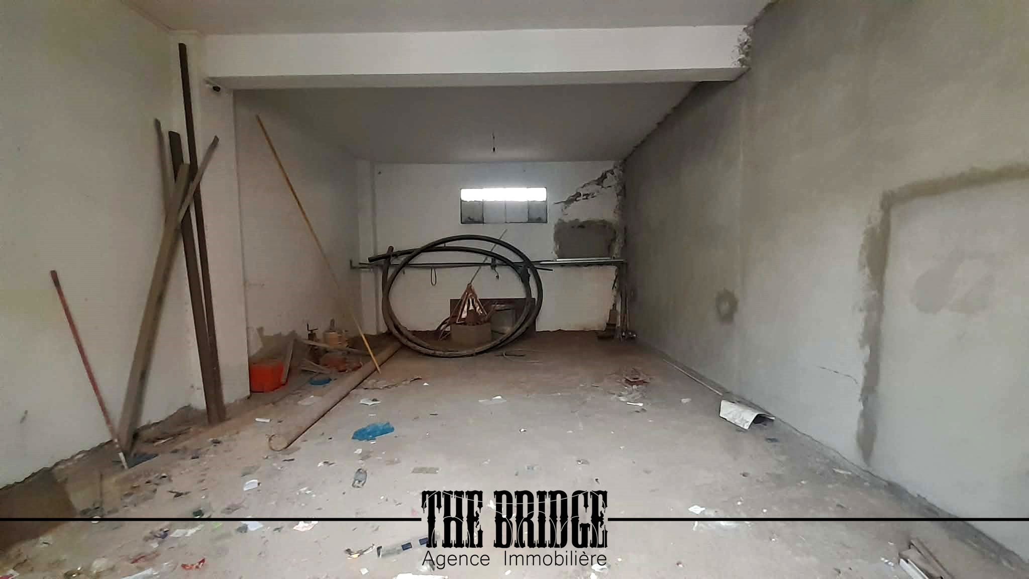 Grombalia&nbsp;Grombalia&nbsp;Vente&nbsp;Surfaces&nbsp;Immeuble de 582 m � usage industrielle