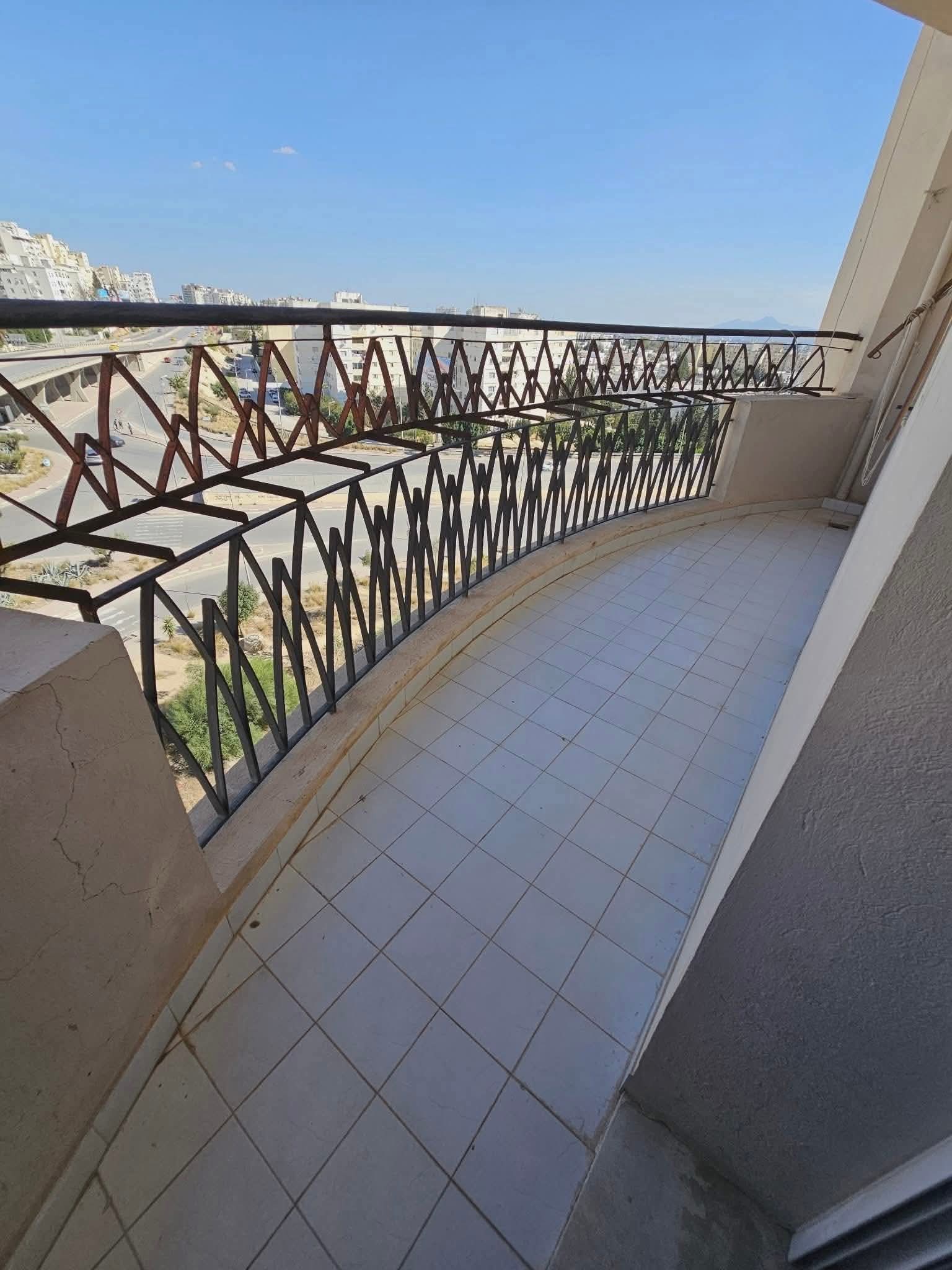 Ariana Ville&nbsp;El Menzah 7&nbsp;Vente&nbsp;Appart. 4 pi�ces&nbsp;S3 395  md menzah 7bis