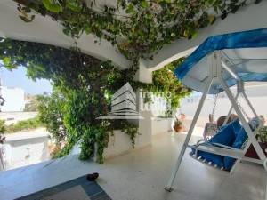 Ariana Ville&nbsp;El Menzah 8&nbsp;Vente&nbsp;Maisons&nbsp;Villa de 650 m2 btit sur terrain de