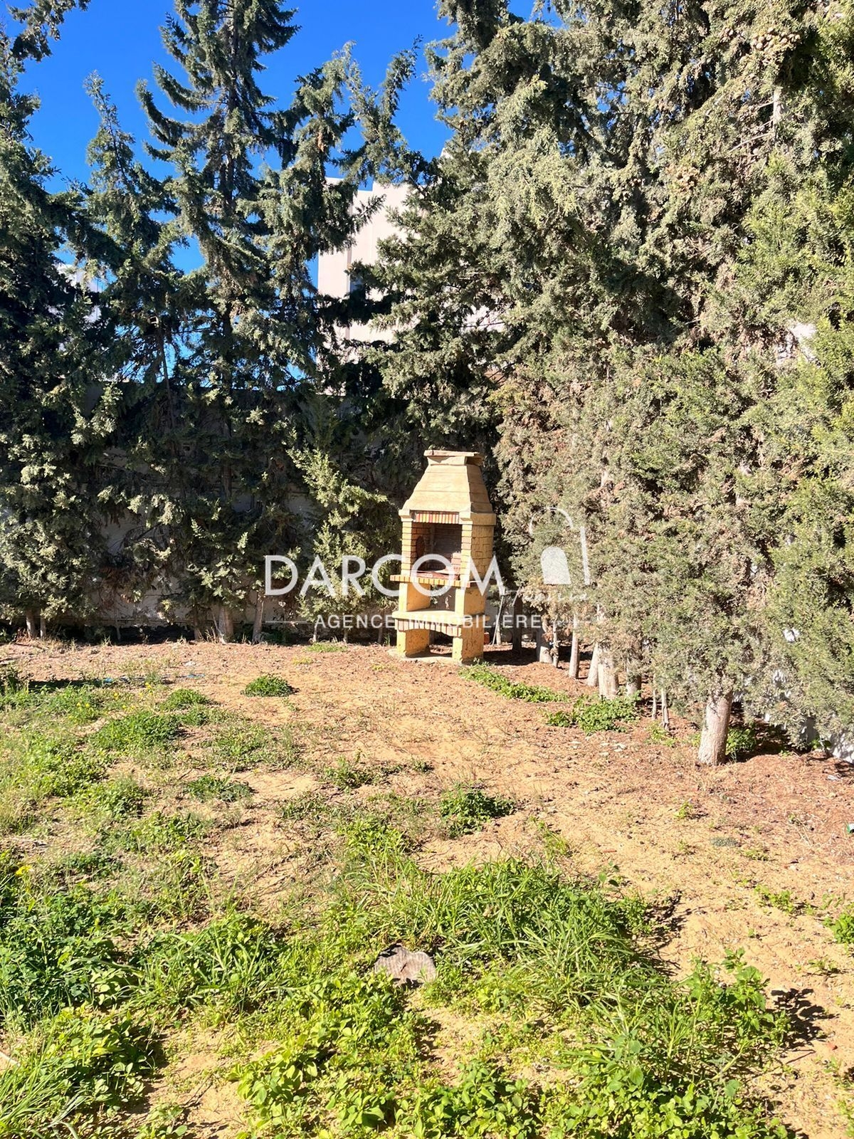 La Soukra&nbsp;Chotrana 2&nbsp;Vente&nbsp;Maisons&nbsp;Opportunit� villa avec piscine