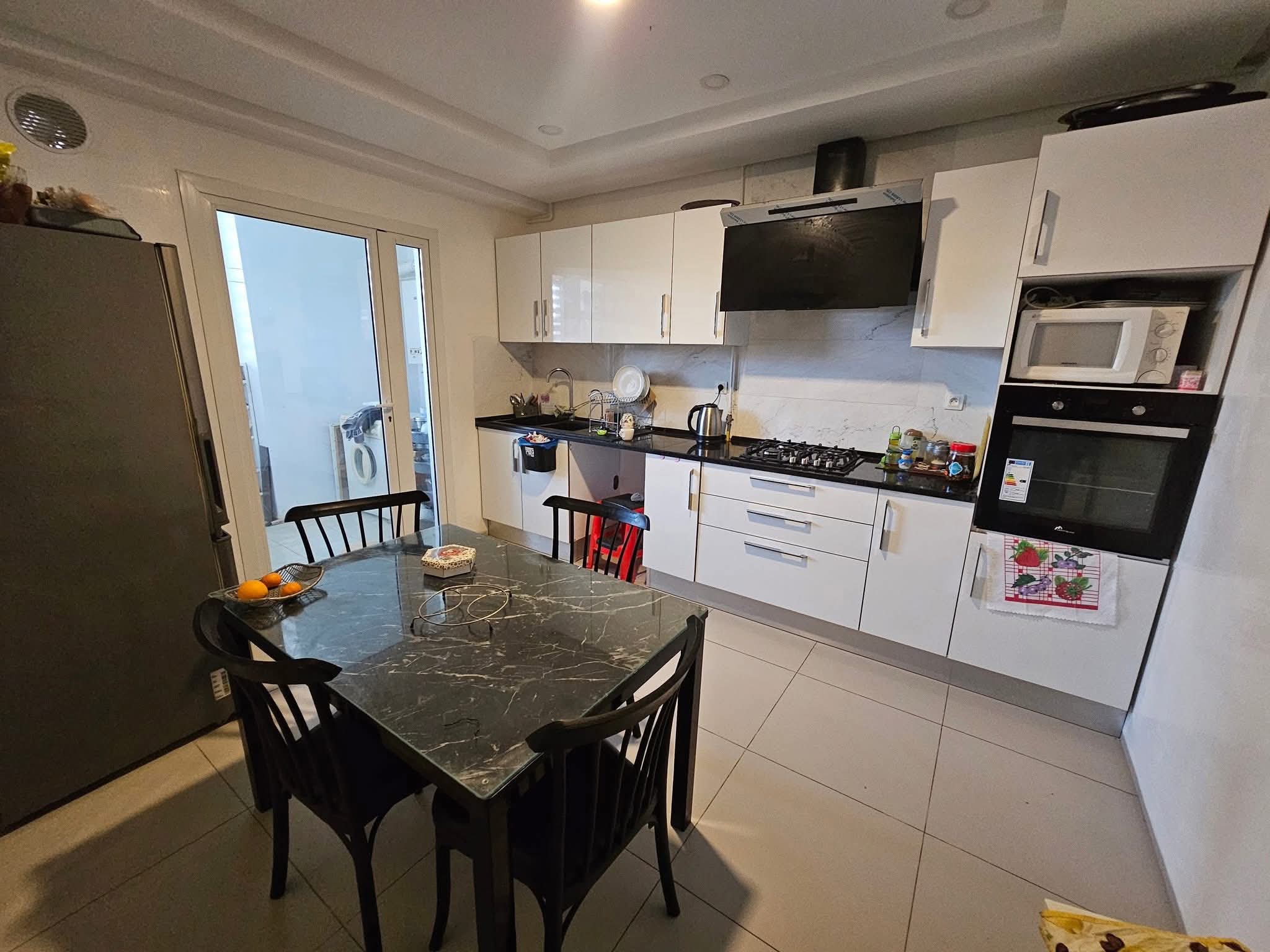 La Soukra&nbsp;La Soukra&nbsp;Vente&nbsp;Appart. 3 pi�ces&nbsp;S2 la  soukra 400 md