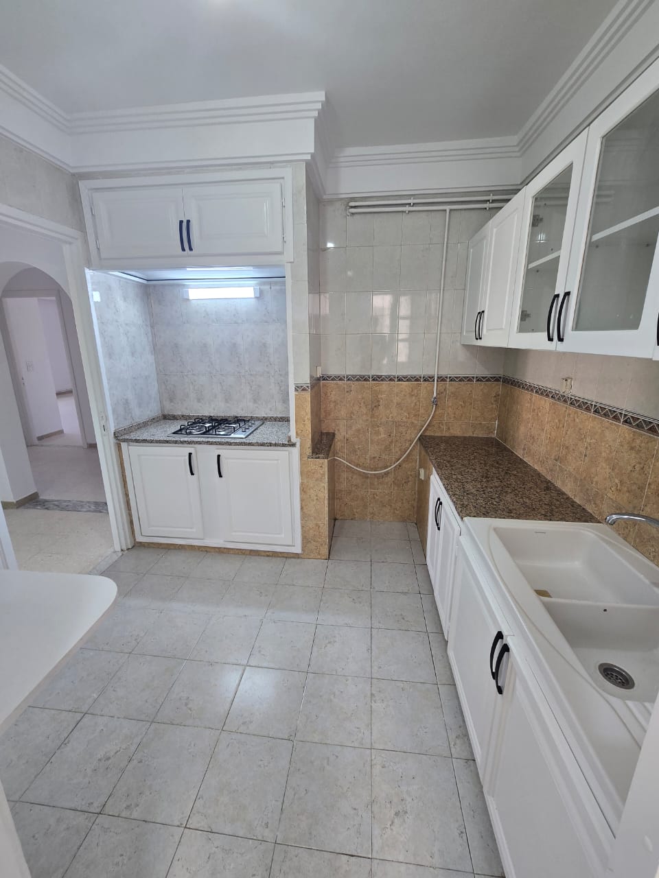 Raoued&nbsp;Cite Ennkhilet&nbsp;Vente&nbsp;Appart. 3 pi�ces&nbsp;Bel appartement avec grande terrasse r�si meriem